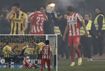 VIDEO: Ghi bàn ở phút 90 CĐV tràn xuống sân gây rối tại Hy Lạp